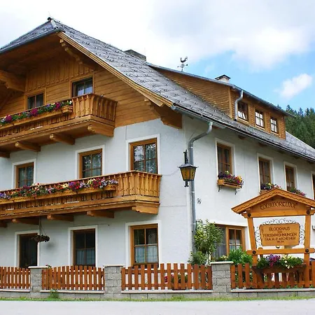 Biobauernhof Tonimoertl *