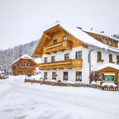 Farm stay Biobauernhof Tonimortl *