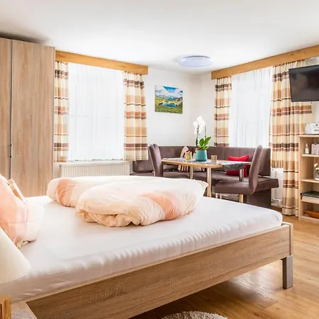 Biobauernhof Tonimortl Farm stay Mariapfarr