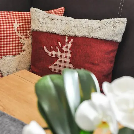 Biobauernhof Tonimoertl 마리아프파르